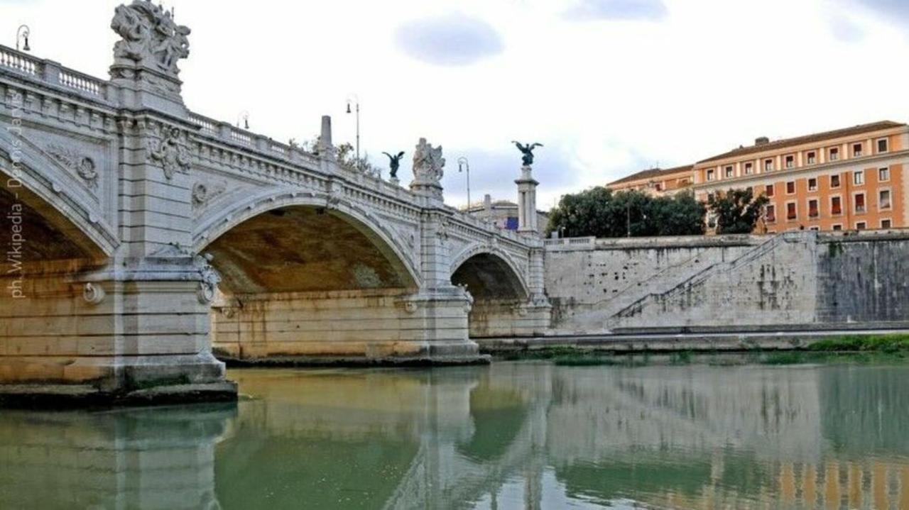 Vittorio Emanuele By Halldis Roma Exterior foto